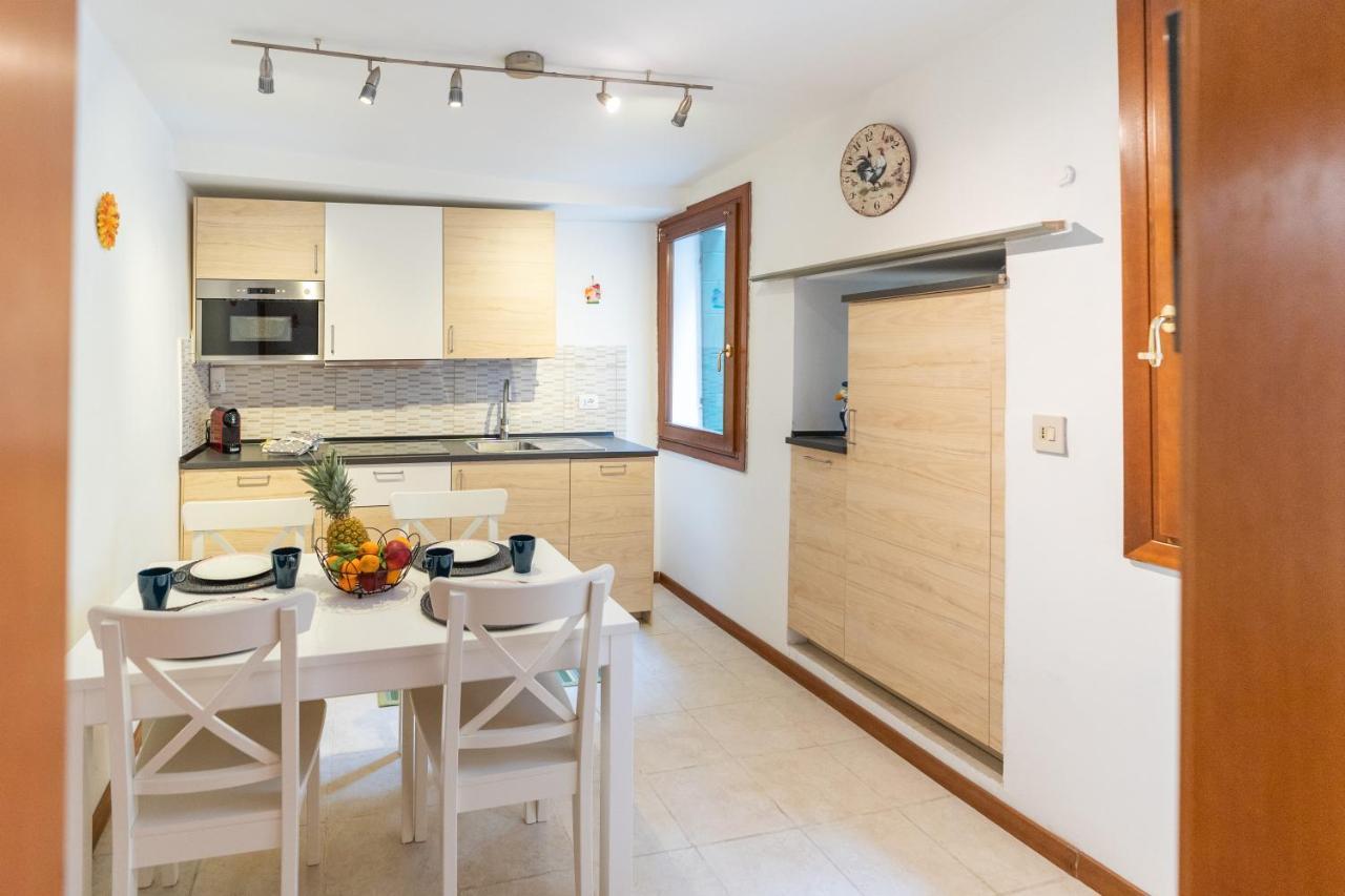 La Casa Perfetta Per Le Vacanze Venedig Exteriör bild