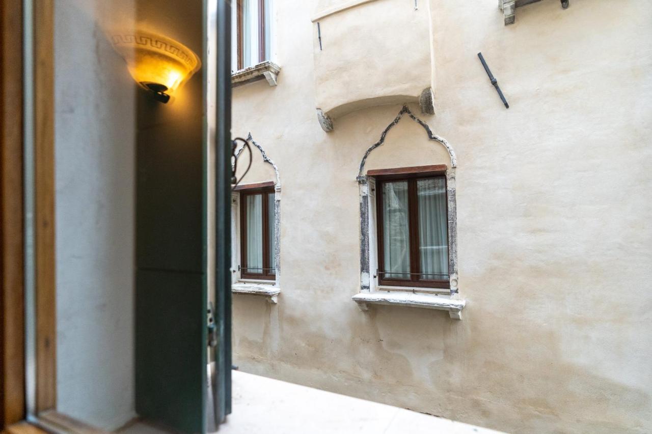 La Casa Perfetta Per Le Vacanze Venedig Exteriör bild